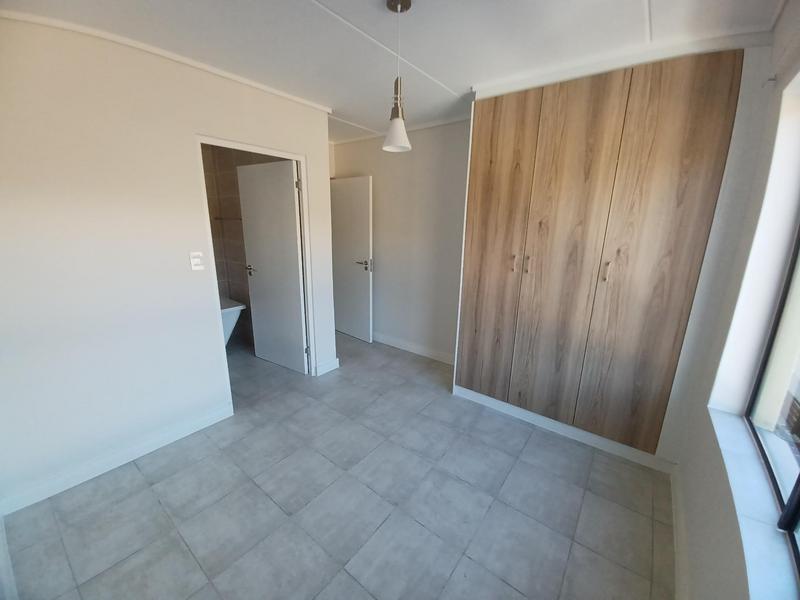 To Let 2 Bedroom Property for Rent in Gordons Bay Western Cape